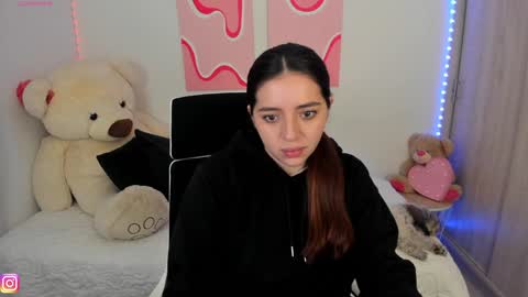  C A M I  online show from December 4, 2024, 11:46 pm