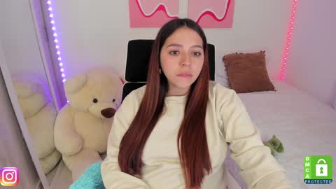  C A M I  online show from February 6, 2025, 12:00 am