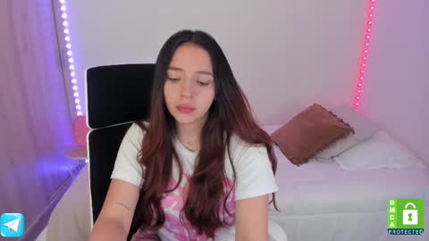  C A M I  online show from September 17, 2025, 1:18 am