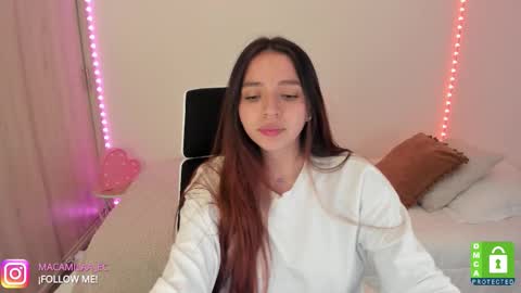  C A M I  online show from October 10, 2025, 2:10 am