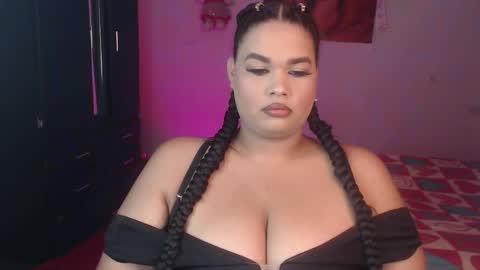 Snapshot of camila_fuenmayor chatting on October 16, 2025, 7:04 pm online show from October 16, 2025, 7:04 pm