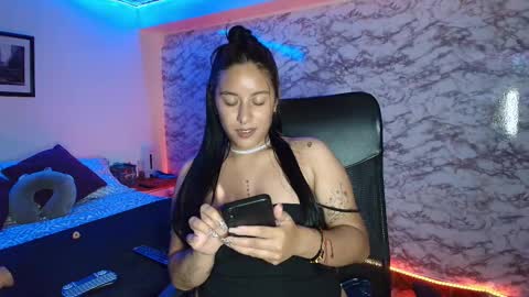 Camila Roose online show from February 9, 2026, 2:15 am