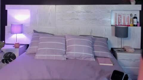 Snapshot of camila_nyx chatting on November 8, 2025, 1:33 pm CAMI 3 online show from November 8, 2025, 1:33 pm