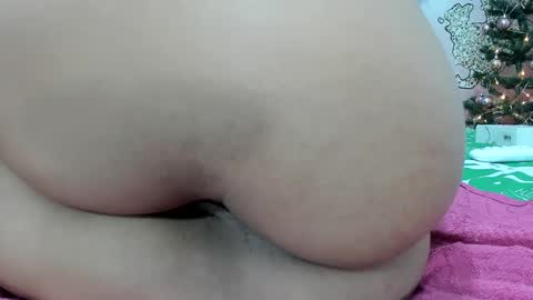 Snapshot of camila_rous_ chatting on December 15, 2024, 10:04 pm CAMILA online show from December 15, 2024, 10:04 pm