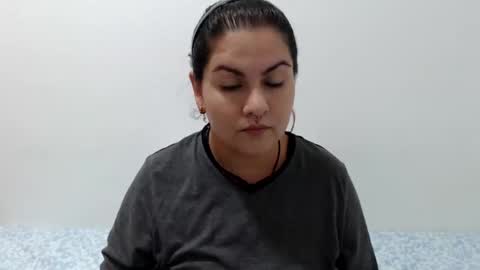 Camila Villaneva online show from October 14, 2025, 12:00 am