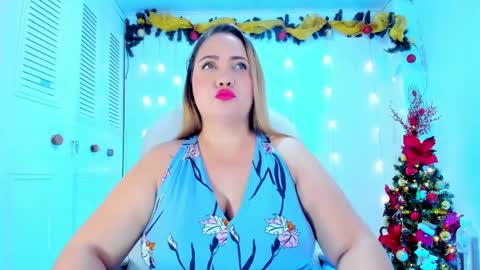 camilaa foxxx online show from December 16, 2024, 8:37 pm