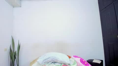 camilaa foxxx online show from May 5, 2026, 4:15 pm