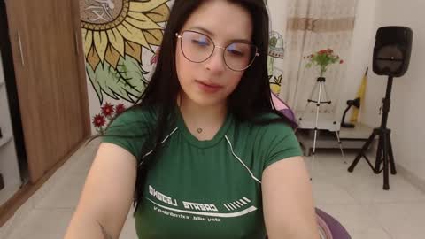 Snapshot of camilacarter chatting on January 10, 2025, 2:57 am camilacarter online show from January 10, 2025, 2:57 am