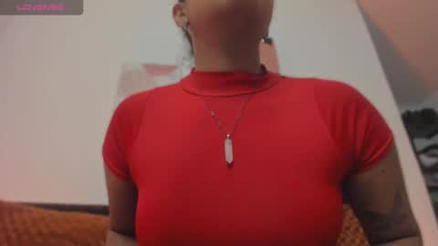 Camila Foox online show from October 26, 2025, 6:41 am