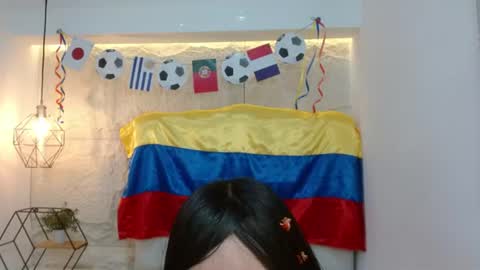 Cami online show from June 25, 2026, 12:20 pm