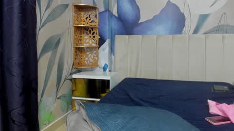 Camila  online show from December 7, 2024, 9:50 am