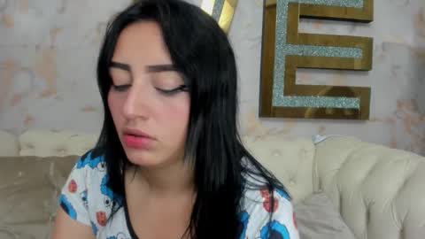 Snapshot of camilahunter__ chatting on January 11, 2026, 3:22 am Camila online show from January 11, 2026, 3:22 am