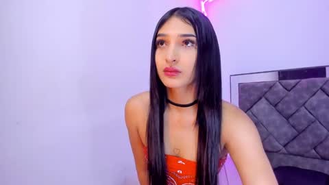 camilajhoones online show from December 25, 2024, 10:28 am