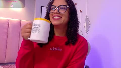 Snapshot of camilalevy chatting on February 20, 2026, 12:49 pm Camila online show from February 20, 2026, 12:49 pm