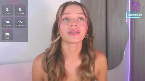 Snapshot of camilamonroee chatting on May 7, 2026, 2:33 pm Camila Monroee online show from May 7, 2026, 2:33 pm