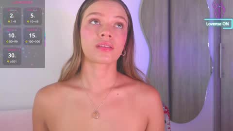 Snapshot of camilamonroee chatting on May 12, 2026, 2:47 pm Camila Monroee online show from May 12, 2026, 2:47 pm