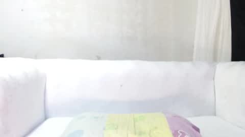 cami online show from September 20, 2025, 7:04 pm