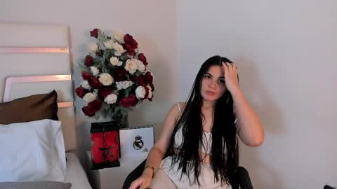 Camila online show from March 11, 2025, 11:59 pm