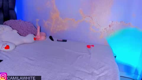 Snapshot of camilawhite_ chatting on February 22, 2026, 9:24 pm MARIA CAMILA online show from February 22, 2026, 9:24 pm