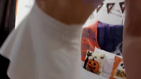 Snapshot of camilla_miller01 chatting on October 22, 2025, 6:51 pm camilla_miller01 online show from October 22, 2025, 6:51 pm