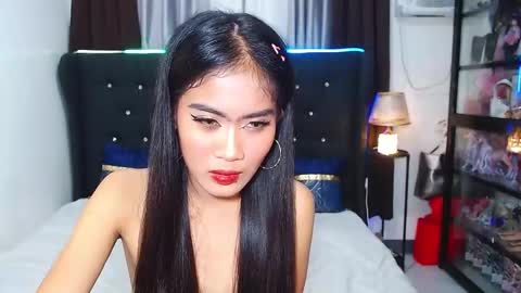 camilla_morena online show from March 7, 2025, 8:56 am