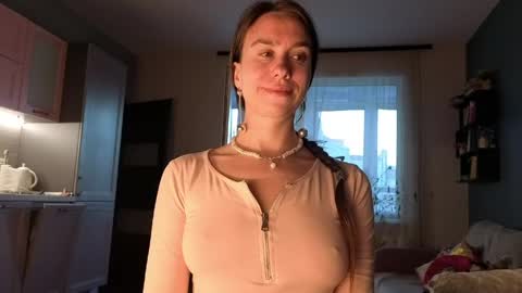 Snapshot of camillabenz chatting on June 4, 2026, 5:41 pm Camilla online show from June 4, 2026, 5:41 pm