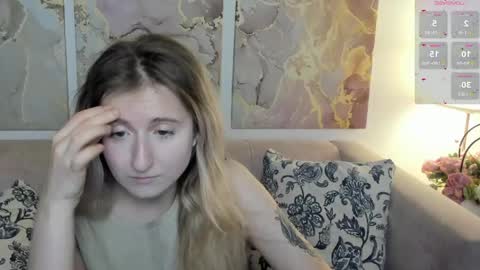 camilladreamer online show from May 19, 2026, 10:32 am