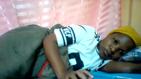 camillah_sweet online show from March 27, 2026, 11:43 am