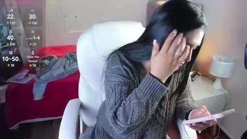 Snapshot of camille1310 chatting on February 12, 2025, 3:18 am Camille online show from February 12, 2025, 3:18 am