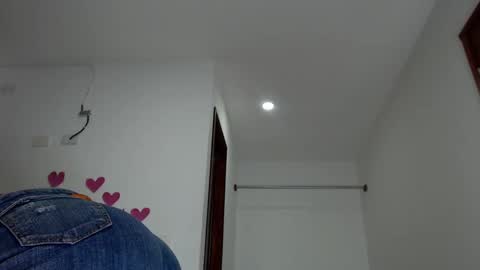 Camille online show from December 9, 2024, 1:18 am