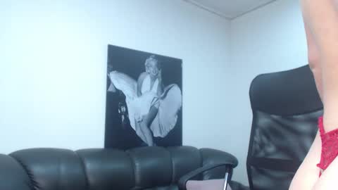 Camille online show from October 24, 2025, 9:55 pm