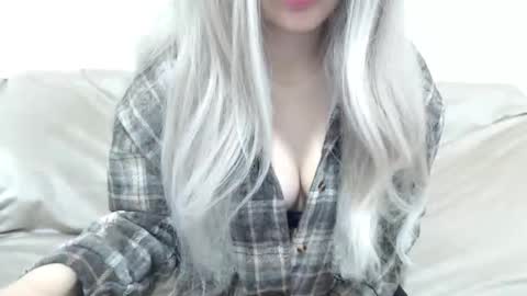 CamilleBunny online show from March 22, 2026, 1:42 am