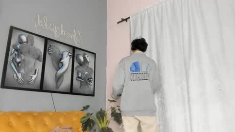 Camillo Virgil online show from December 1, 2025, 10:53 am