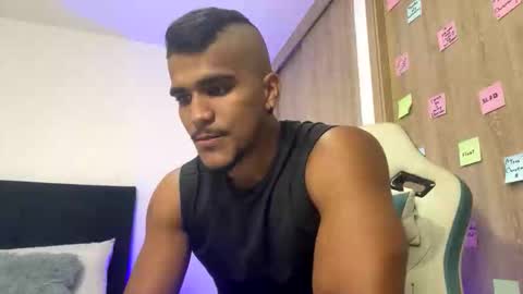 camilo_contre21 online show from January 14, 2026, 7:41 pm