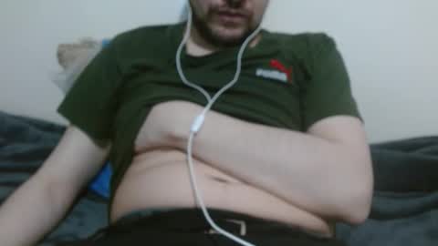 Snapshot of camiloking17 chatting on February 24, 2025, 8:47 pm camilo online show from February 24, 2025, 8:47 pm