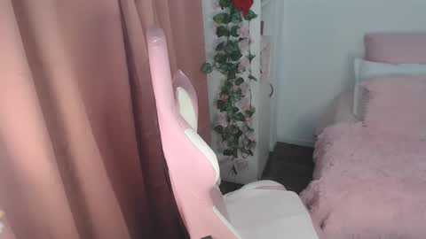 Snapshot of caminicole chatting on February 25, 2026, 3:05 am Nicole online show from February 25, 2026, 3:05 am