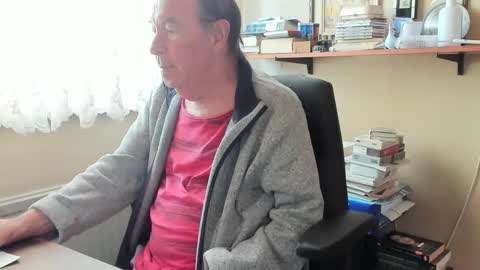 Snapshot of cammee chatting on February 3, 2025, 12:14 pm Cammee online show from February 3, 2025, 12:14 pm