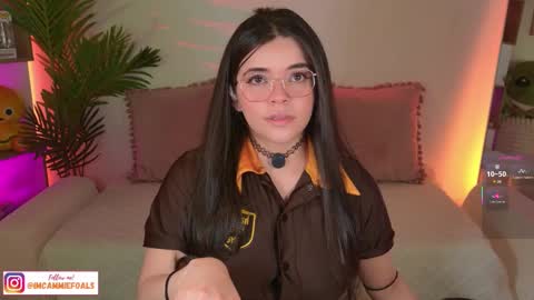   Lets reach 200 thumbs up  online show from October 14, 2025, 3:02 pm