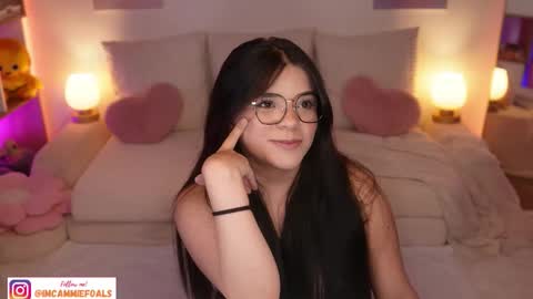   Lets reach 200 thumbs up  online show from February 16, 2026, 8:16 pm