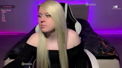 Snapshot of camsmiley chatting on February 3, 2026, 2:53 am Miley online show from February 3, 2026, 2:53 am