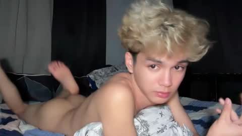 Snapshot of camwithethan chatting on March 27, 2026, 12:05 pm Ethan online show from March 27, 2026, 12:05 pm