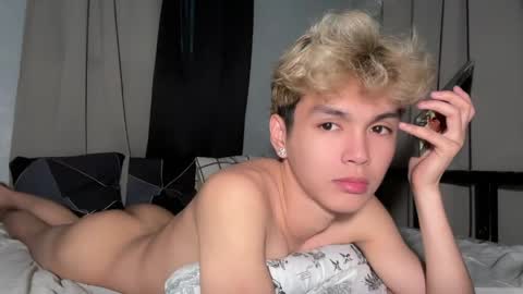 Snapshot of camwithethan chatting on March 29, 2026, 4:34 am Ethan online show from March 29, 2026, 4:34 am