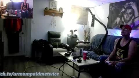 Snapshot of canadaguy1978102001 chatting on May 21, 2026, 2:29 am CanadaGuy1978 online show from May 21, 2026, 2:29 am