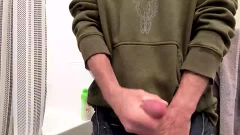 Snapshot of canadianwoody chatting on October 28, 2025, 4:20 pm canadianwoody online show from October 28, 2025, 4:20 pm