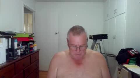 Snapshot of canberian chatting on December 5, 2024, 11:29 pm Canberian online show from December 5, 2024, 11:29 pm