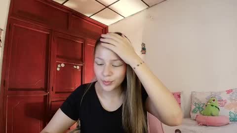 Candase online show from May 24, 2026, 7:52 pm