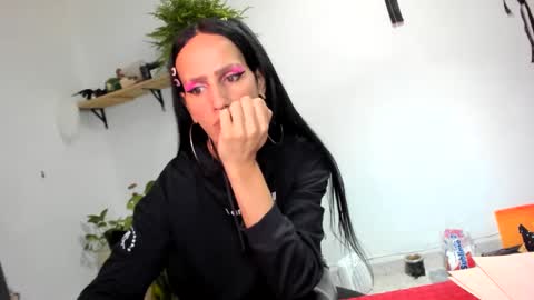 Candelaria online show from December 9, 2024, 9:17 am