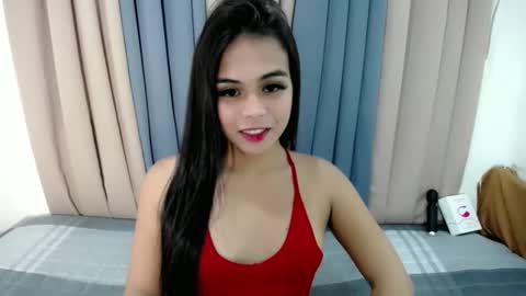 Snapshot of candice_molly chatting on April 25, 2026, 8:06 am MISS CANDICE online show from April 25, 2026, 8:06 am