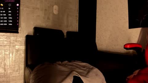 candresruiz online show from October 21, 2025, 11:55 am