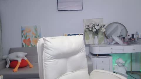 Snapshot of candy8998 chatting on November 1, 2025, 10:01 pm candy8998 online show from November 1, 2025, 10:01 pm